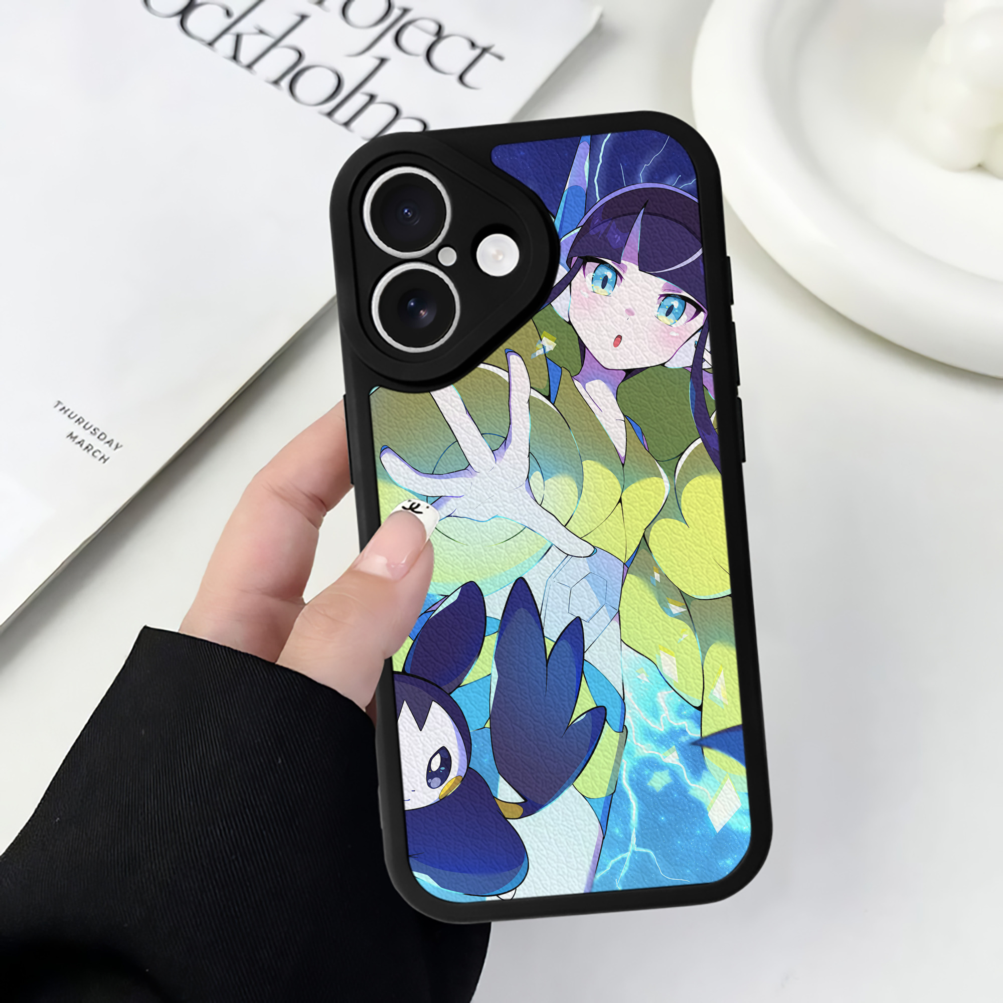 （画像用） ポケットモンスター Pokémon 【iPhone 16シリーズ対応】シリコンスマホケース（レザー調） 材質：シリコン